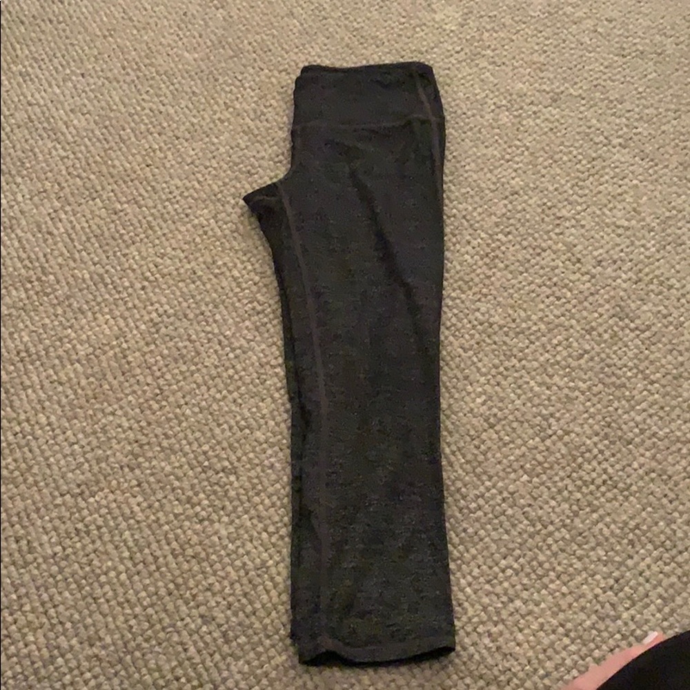 Athleta chaturanga cropped work out pant